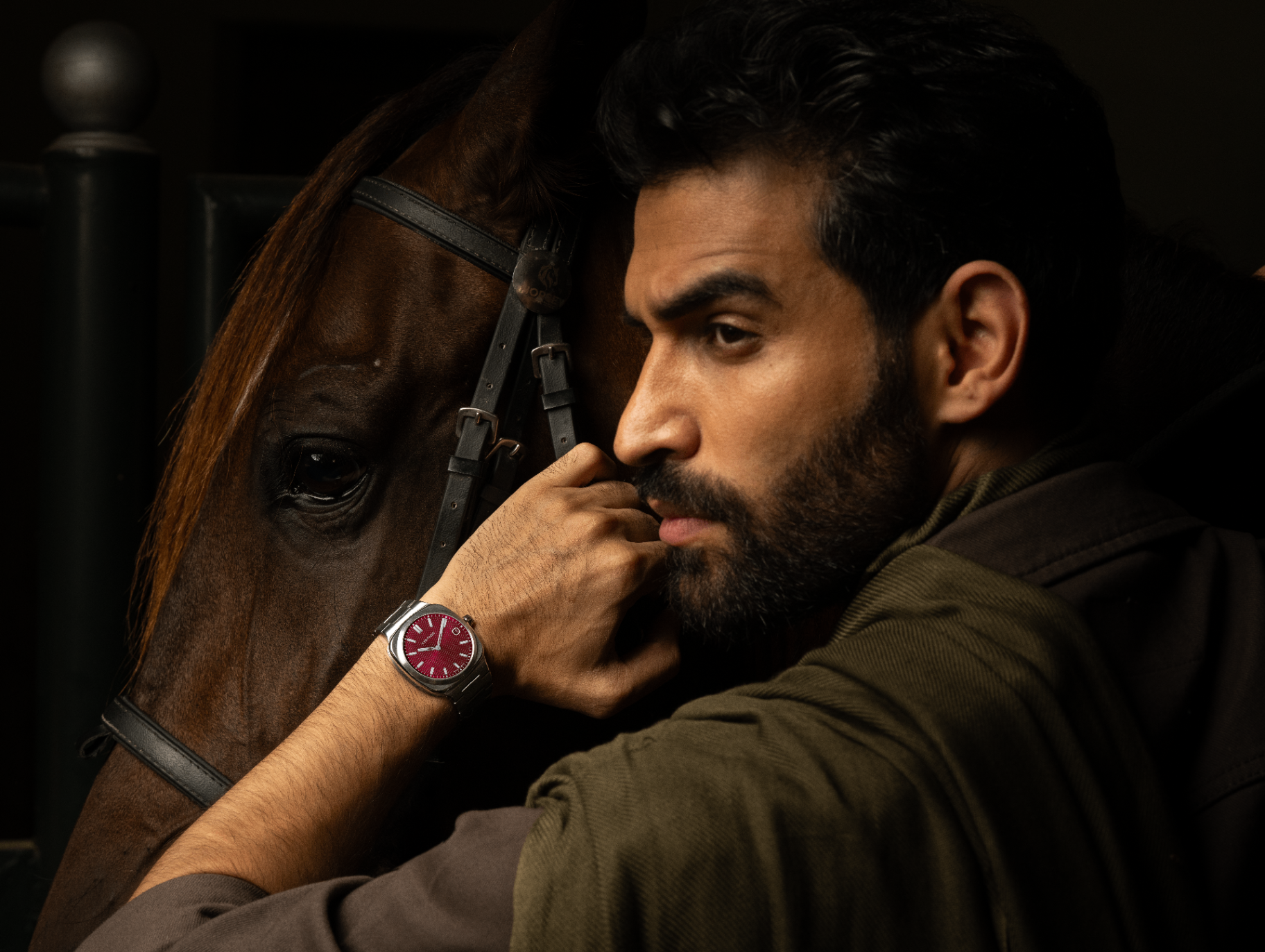 Strata campaign portrait with horse